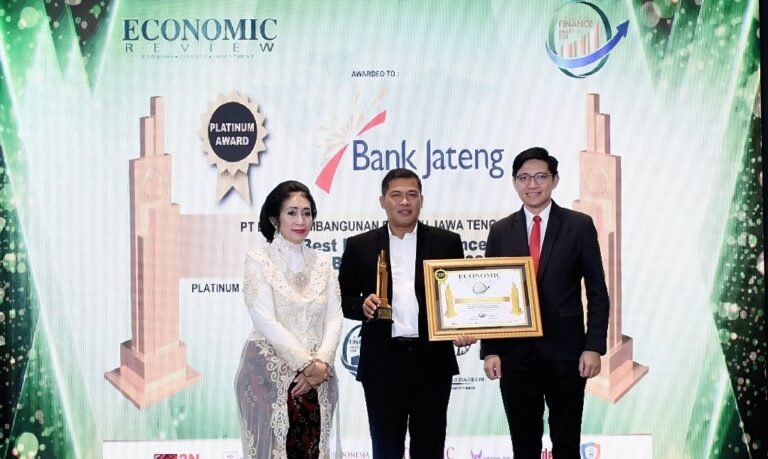 Tingkatkan Perekonomian Jawa Tengah, Bank Jateng Raih Penghargaan The Best Indonesia Finance 2024