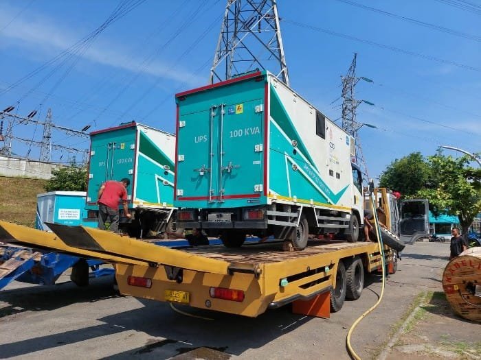 Dukung PON Aceh, PLN UP2D Jateng & DIY Kirim 2 Truk UPS Mobile