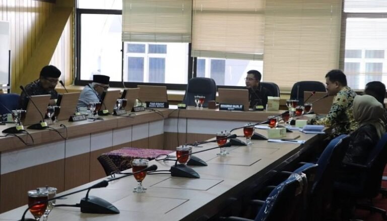 21 Calon KPI Jateng Diuji Kelayakan-Kepatutan oleh Komisi A, Berikut ini Nama-namanya