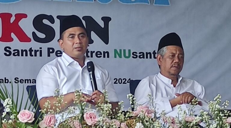 Santri Harus Tahu, Ini Program “Pesantren Obah” Andalan Cagub Jateng Gus Yasin