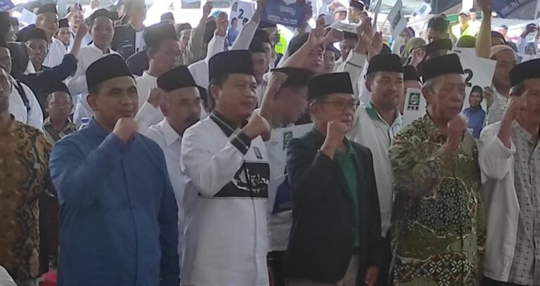 Ribuan Kyai Batang Deklarasi Menangkan Ahmad Luthfi – Gus Yasin di Pilgub Jateng
