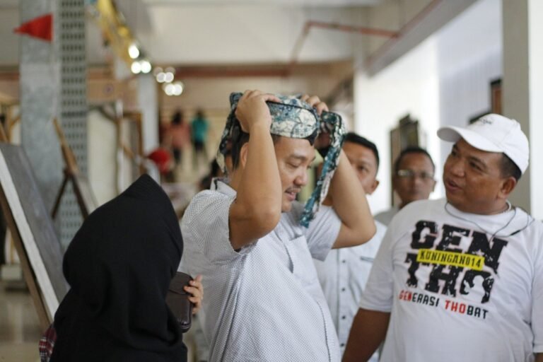 Pedagang Pasar Johar Semarang Titipkan Aspirasi Pengembangan UMKM ke Yoyok Sukawi