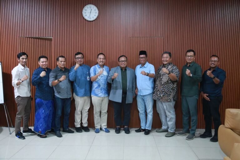 Konsen Tingkatkan SDM, Rektor Unissula Puji Konsep Yoyok Sukawi dan Joko Santoso