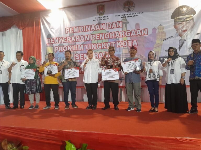 Pemkot Semarang Apresiasi Lima Kelurahan Terbaik dalam Program Kampung Iklim 2024