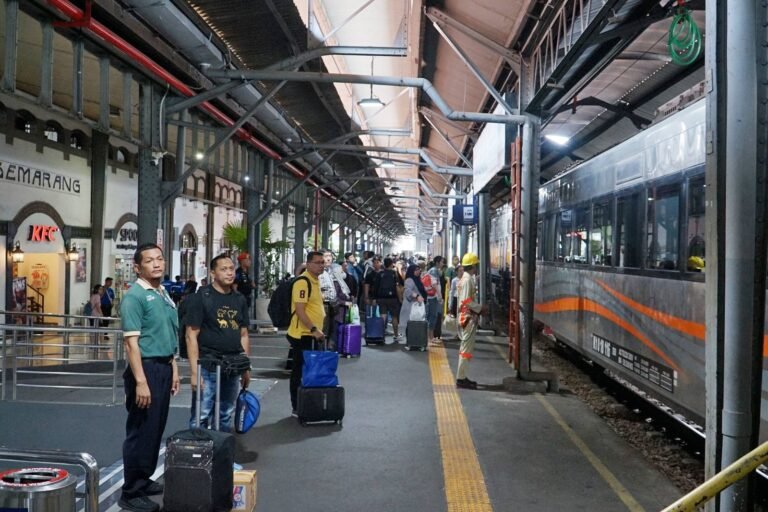 Aturan Penumpang Gunakan Layanan Kereta Api
