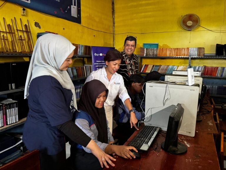 Akses Internet Gratis Bagi 200 Lembaga Pendidikan