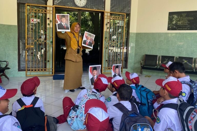 Mbah Mu’thi: Pilih Gubernur, Siji Dibuka, Loro Dicoblos! 