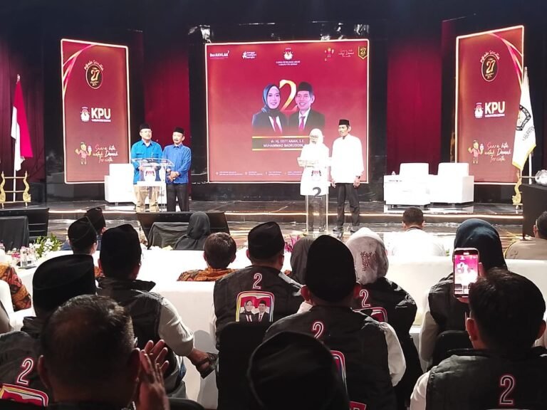 Debat Pilkada Demak, Dua Paslon Saling Adu Program