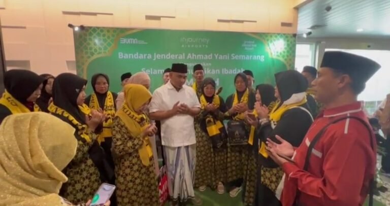 Rabo Pagi Pulang Umroh, Gus Yasin Langsung Meluncur Rembang untuk Nyoblos