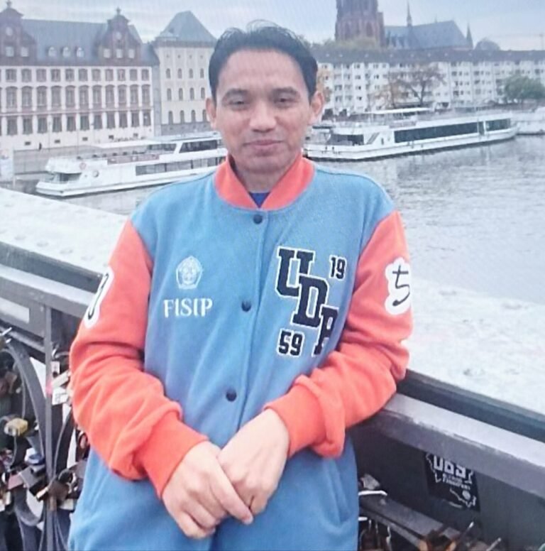 Pengamat Politik : Show Of Force Jokowi-Prabowo Gong Kemenangan Luthfi-Yasin
