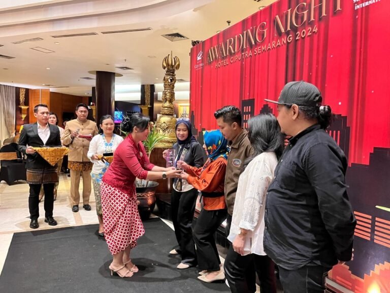 Hotel Ciputra Semarang, Anugrahkan Penghargaan Kepada Relasi Kompeten
