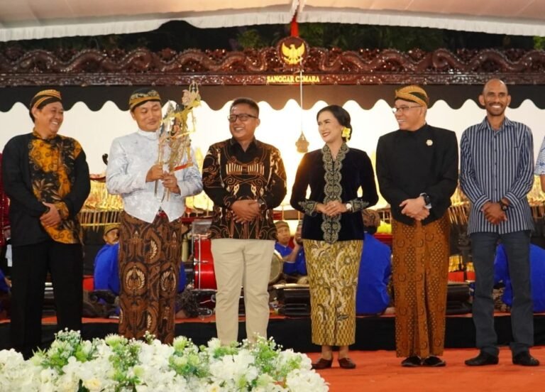 Wayangan bersama Niken Salindri  Hibur Warga Salatiga