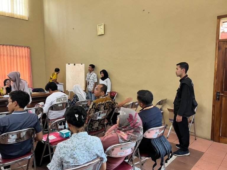Hasil Rekap Kecamatan Robby-Nina 50.876  Suara, Juan-Yuni 12.555, Sinoeng-Budi 47.722. Terpaut 3.154 Suara