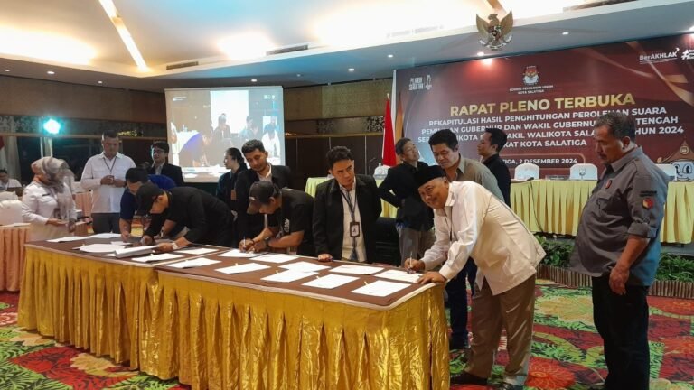 Resmi Robby-Nina Menang Pilwakot, Ahmad Luthfi-Tak Yasin Menang Tipis di Salatiga