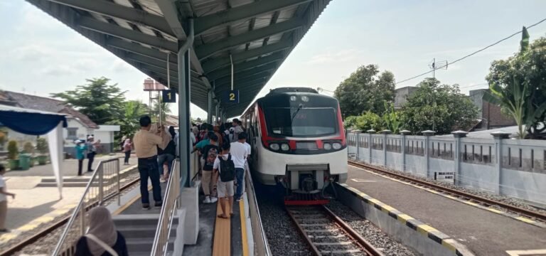 Dukung Perekonomian Solo – Wonogiri, Daop 6 dan BTP Tingkatkan Layanan KA Batara Kresna