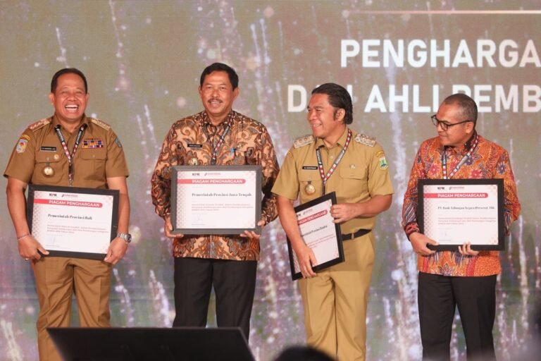 Pemprov Jateng Terima Penghargaan Pemda Teraktif dalam Pemberdayaan Penyuluh Antikorupsi dan Ahli Pembangun Integritas