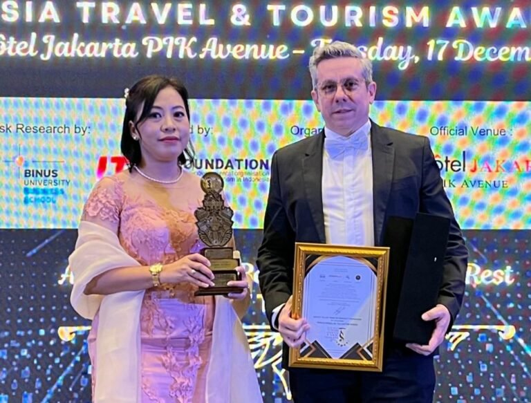 Hotel Ciputra Semarang Kembali Raih The 15th Indonesia Travel & Tourism Awards 
