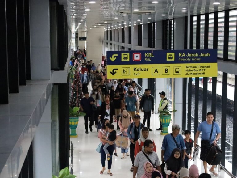 KA BIAS Jalur Bandara Adi Soemarmo-Madiun Angkut 42.026 Penumpang