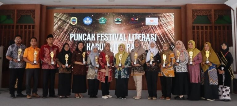MAN 1 Pati Dinobatkan Sekolah Teraktif Literasi 2024
