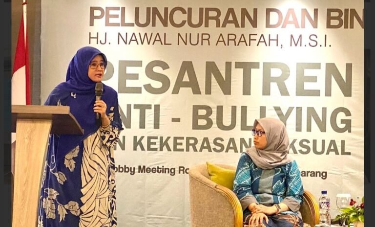 Keren! Ning Nawal, Istri Wagub Terpilih Terbitkan Buku Pesantren Anti Bullying dan Kekerasan Seksual