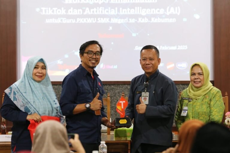 Telkomsel Dorong Guru di Kebumen Manfaatkan Skul.id
