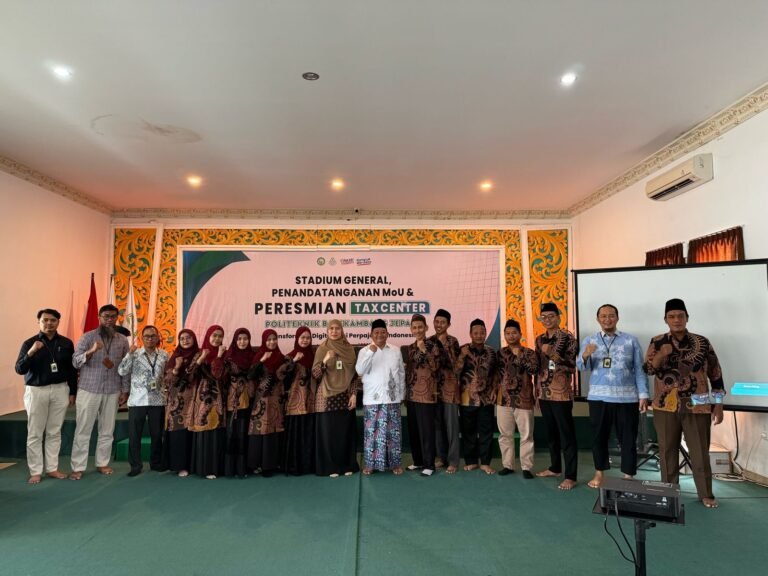 Kakanwil DJP Jateng I Resmikan Tax Center Polibang Jepara