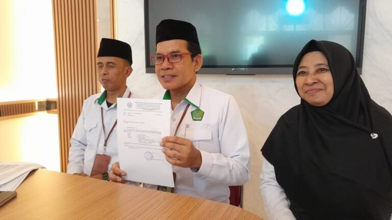 390 Ijazah di MAN 1 Salatiga  Belum Diambil