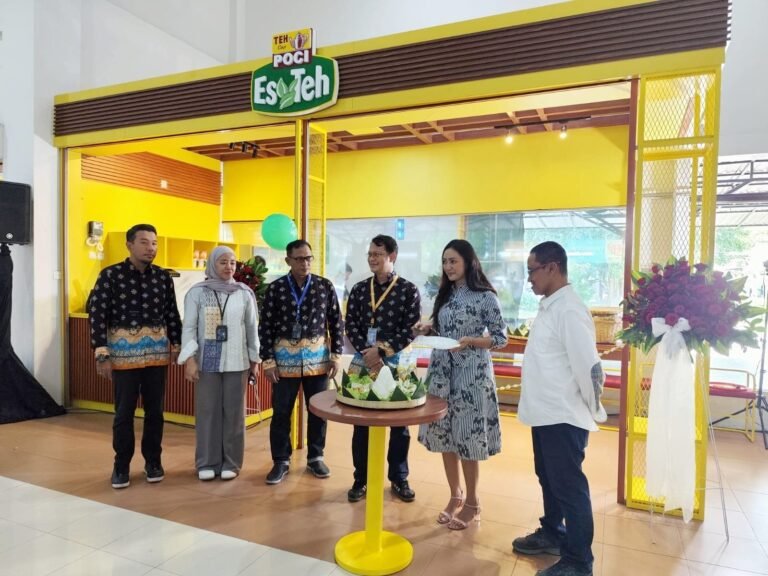 Dukung UMKM, Ada Gerai Tea Bar Es Teh Poci di Bandara Adi Soemarmo Solo