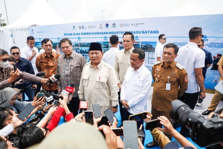 Top! Gubernur Dampingi Presiden Resmikan KEK Batang