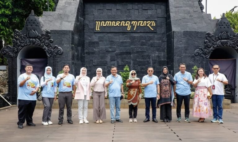 Jadi Kebanggaan, Gubernur Ahmad Luthfi Ingin Kegiatan di Anjungan Jawa Tengah Ditingkatkan