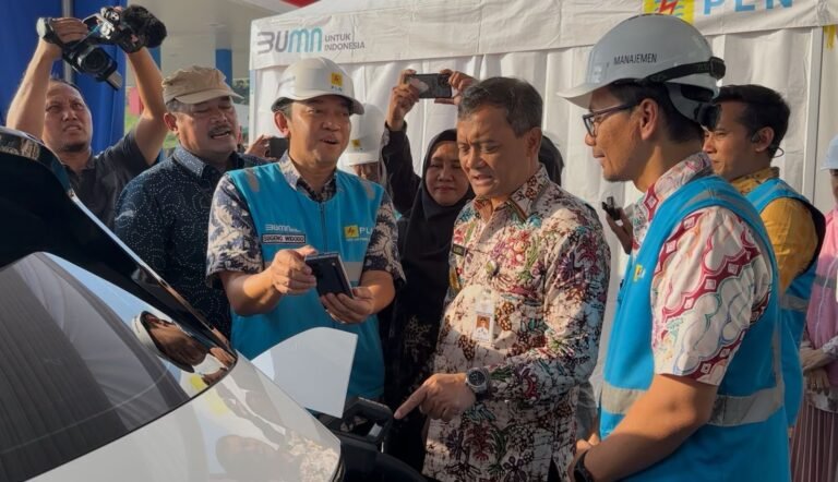 Mudik Lebaran Makin Nyaman, PLN Hadirkan SPKLU di Rest Area KM 445B