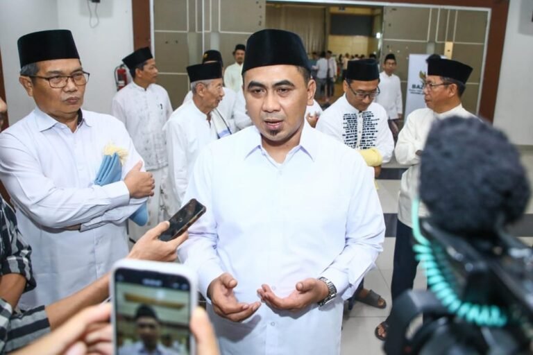 Gus Yasin : THR Cair Minim H-7 Lebaran