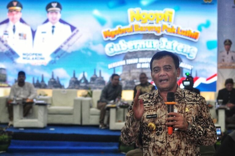 Dicurhati Nelayan Rebutan Solar, Ini Tanggapan Gubernur Ahmad Luthfi