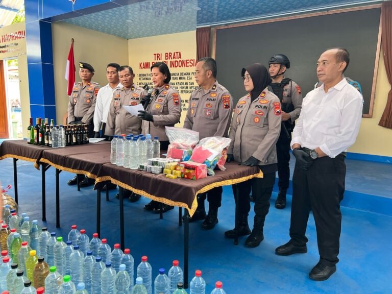 Operasi KRYD Polres Sragen  Razia 5062 Petasan dan Miras