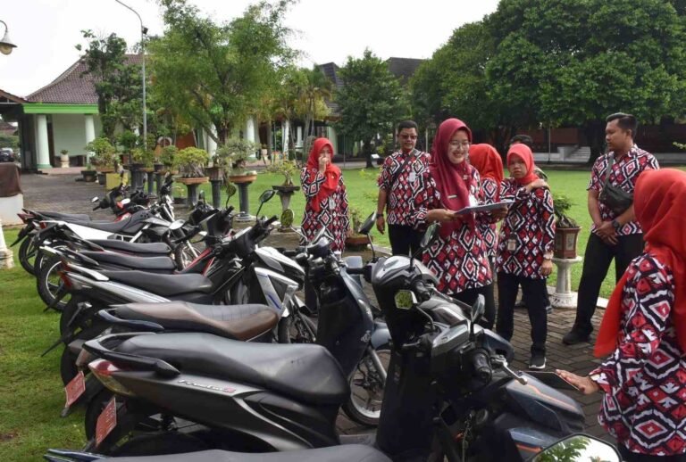 Pastikan Kendaraan Layak Jalan dan Aman Dikendarai, Sekda Cek Ranmor