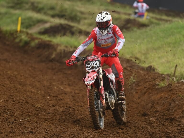Lawan Trek Ekstrem, CRF Tetap Melesat Raih Podium di Kejurnas Motocross  Wonosobo