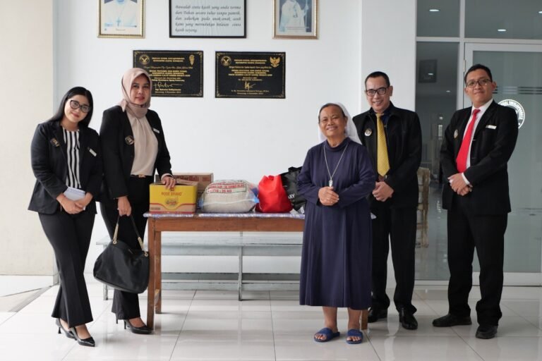 Metro Park View Hotel Kota Lama Semarang dan Mata Semarang Photography Club Gelar Photo Hunt & Charity