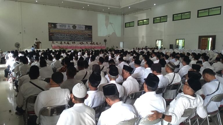 Ibadah Haji Makin Nyaman, BPJS Kesehatan Sosialisasi ke Calon Jamaah Haji di Kabupaten Demak