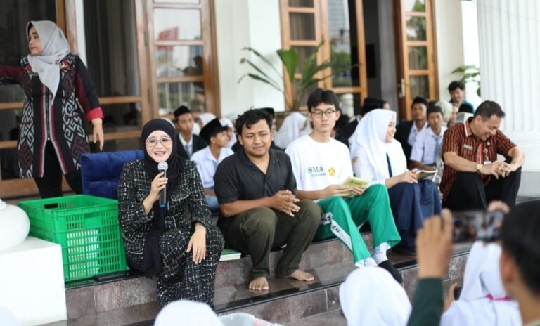 Bunda Literasi Jawa Tengah Ajak 150 Siswa “Silent Reader” di Wisma Perdamaian 