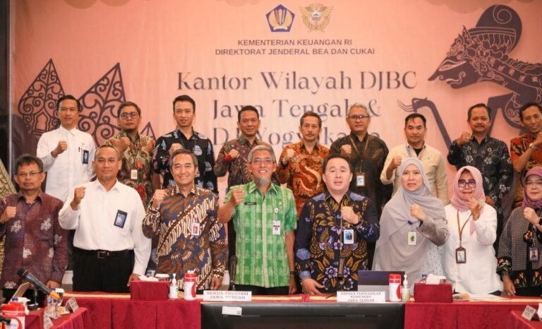 Jateng Berharap Satker APBN Bantu Selesaikan Hambatan Tol Semarang Demak Sesi 1