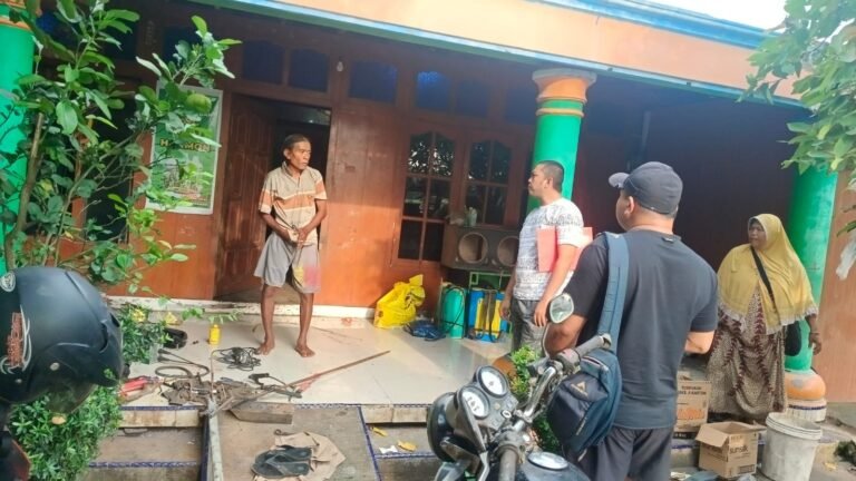 Ancam Satpol PP Pakai Sabit, PKL Jalan Lingkar Diamankan