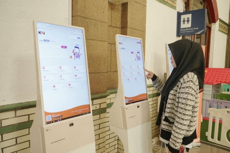 Makin Mudah dan Cepat! KAI Daop 4 Semarang Hadirkan Loket Box Digital di Enam Stasiun