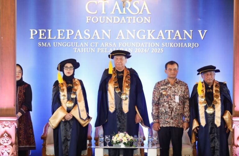 Ahmad Luthfi: Anak Petani Saja Bisa Jadi Gubernur, Kalian Lulusan CT Arsa Harus Bisa Lebih!