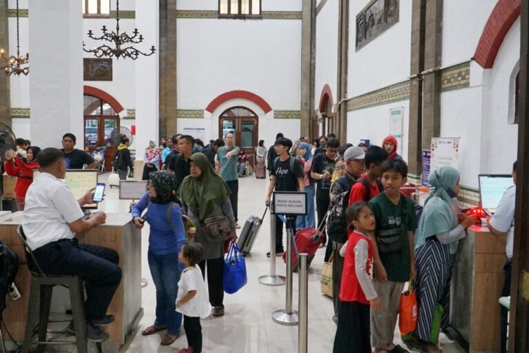 KAI Daop 4 Semarang Catat Lebih Dari 25 Ribu Penumpang Berangkat pada 8 Juni 2025