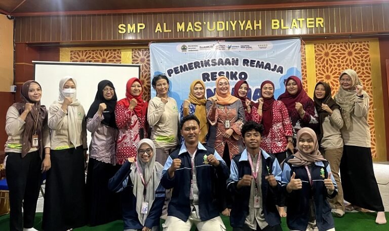 Puskesmas Jimbaran bersama KKN UIN Walisongo Cek Kesehatan Gratis di SMP Al-Mas’udiyyah Blater