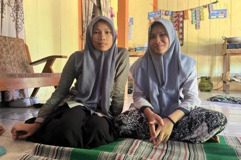 Belajar Si Kembar Tetap Berkobar dapat Program Sekolah Kemitraan Ahmad Luthfi