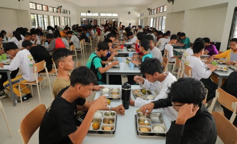 Cerita Haru Siswa Sekolah Rakyat di Jawa Tengah, Setelah Diresmikan Ahmad Luthfi