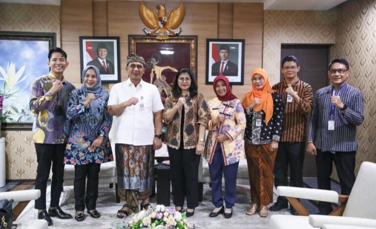 Agar Melek Kode Etik, Gus Yasin Dorong Influencer Belajar Standar Jurnalistik dan UU ITE 