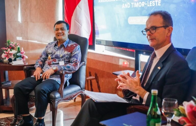 Cerdiknya Ahmad Luthfi Yakinkan Duta Besar Inggris untuk Investasi Pengolahan Sampah Hingga Keamanan Siber di Jawa Tengah 