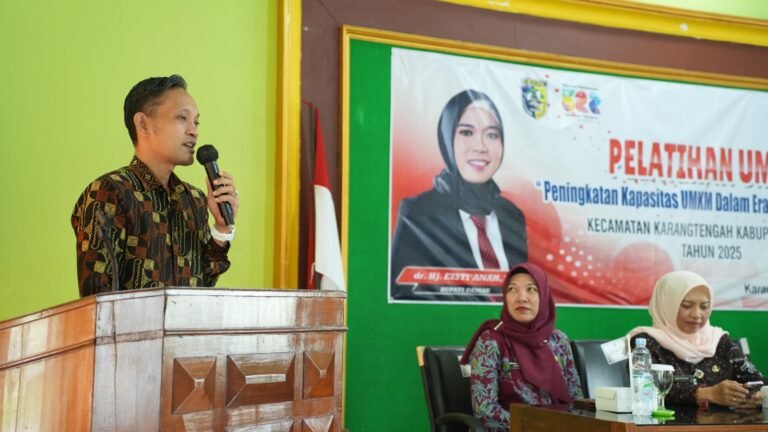Pelatihan UMKM di Kecamatan Karangtengah Dorong Transformasi Digital UMKM di Era Online